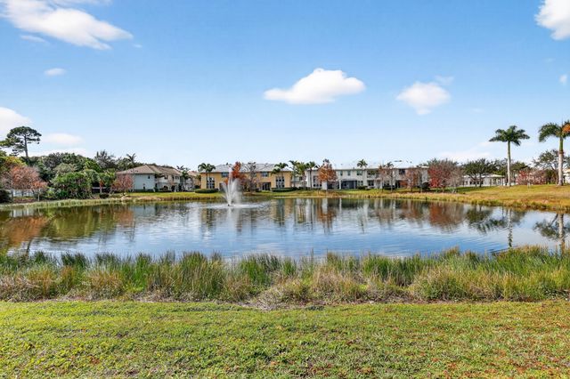 2031 Chelsea Place, Palm Beach Gardens, FL 33418