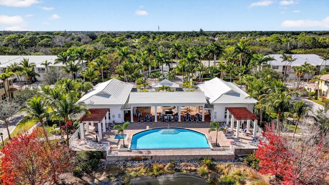 2031 Chelsea Place, Palm Beach Gardens, FL 33418