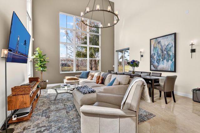 2031 Chelsea Place, Palm Beach Gardens, FL 33418