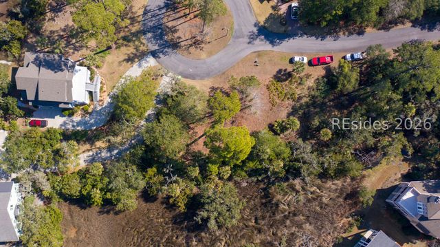 7 Silver Oak Cir, Hilton Head Island, SC 29926