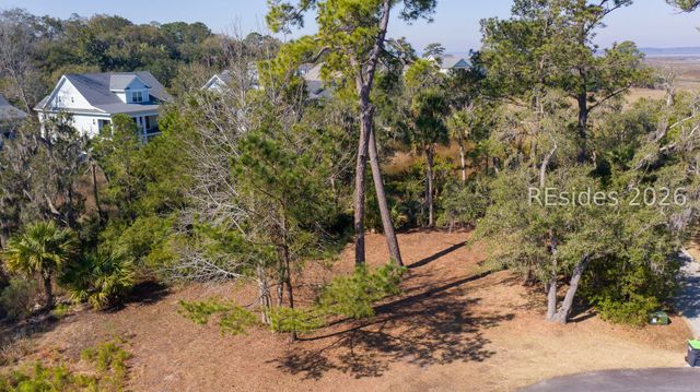 7 Silver Oak Cir, Hilton Head Island, SC 29926