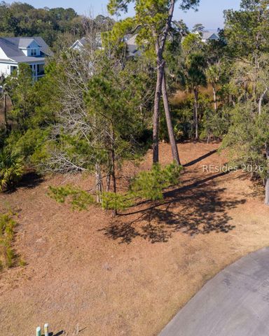 7 Silver Oak Cir, Hilton Head Island, SC 29926