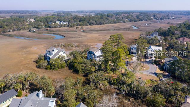 7 Silver Oak Cir, Hilton Head Island, SC 29926