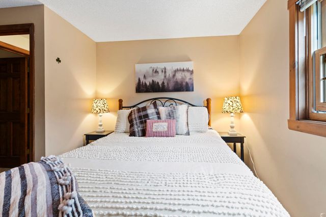 272 Walnut Street, Rochester, NH 03867