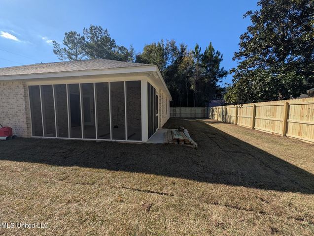 10737 Linohau Way, Diamondhead, MS 39525