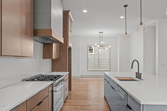 1005 Addison Place, Raleigh, NC 27610