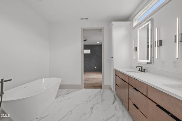 1005 Addison Place, Raleigh, NC 27610