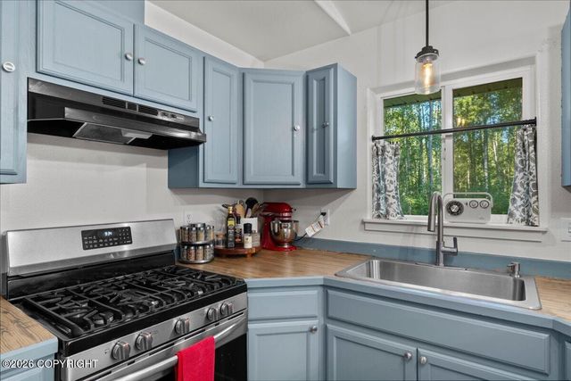 6361 W Commadore Lane, Wasilla, AK 99623