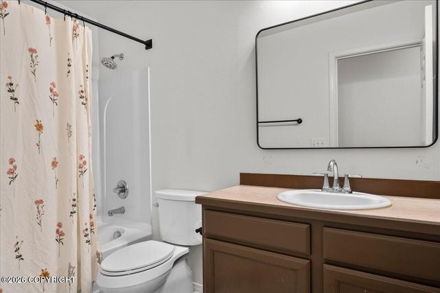 6361 W Commadore Lane, Wasilla, AK 99623