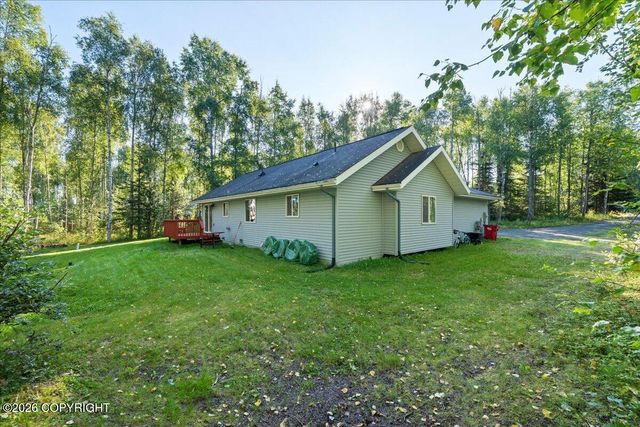 6361 W Commadore Lane, Wasilla, AK 99623