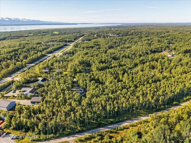 6361 W Commadore Lane, Wasilla, AK 99623