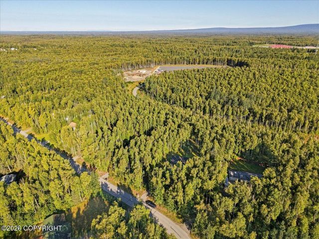 6361 W Commadore Lane, Wasilla, AK 99623