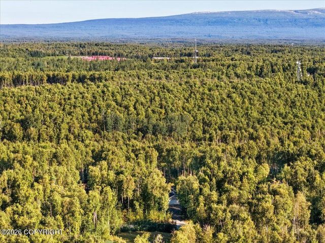 6361 W Commadore Lane, Wasilla, AK 99623