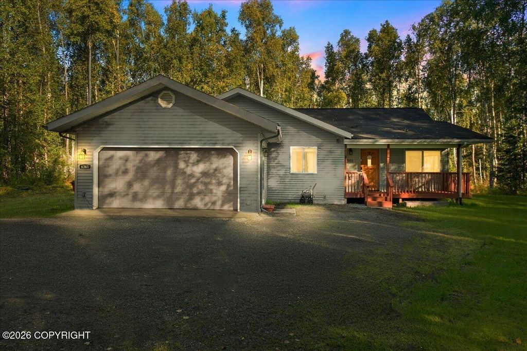 6361 W Commadore Lane, Wasilla, AK 99623