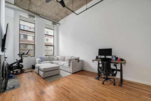 758 N Larrabee Street 514, Chicago, IL 60654