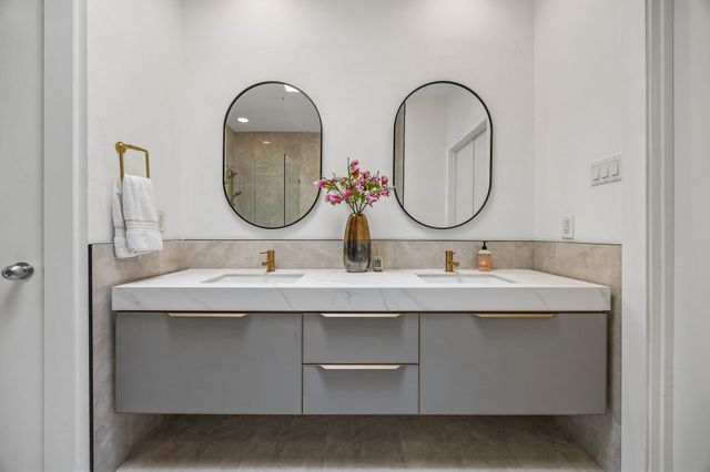 4316 Gilbert Avenue, Dallas, TX 75219