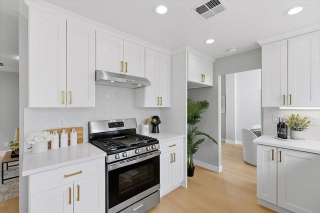 1274 1274 Elkwood Dr, Milpitas, CA 95035