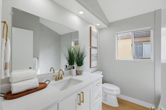 1274 1274 Elkwood Dr, Milpitas, CA 95035