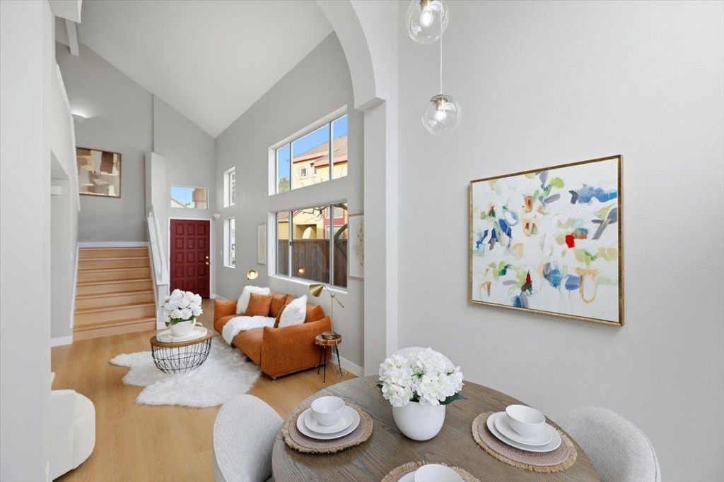 Image 14 of property listing at 1274 1274 Elkwood Dr, Milpitas, CA 95035