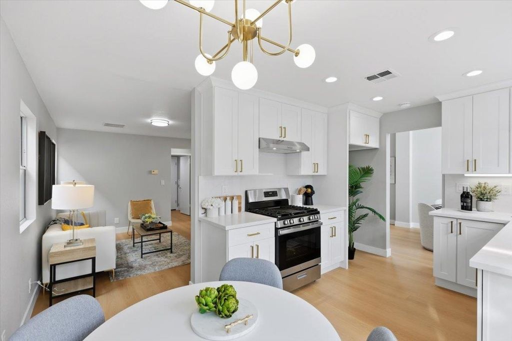 Image 23 of property listing at 1274 1274 Elkwood Dr, Milpitas, CA 95035