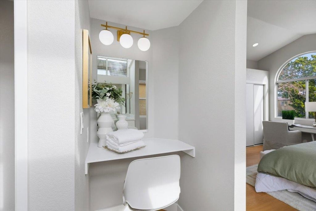 Image 47 of property listing at 1274 1274 Elkwood Dr, Milpitas, CA 95035