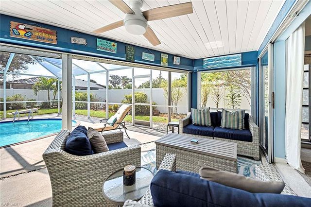 918 SE 28th TER, Cape Coral, FL 33904