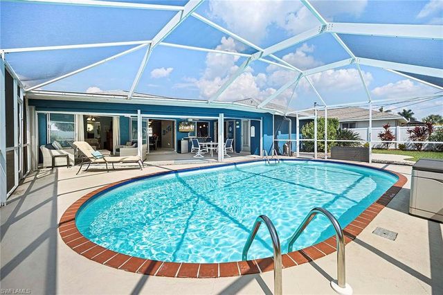 918 SE 28th TER, Cape Coral, FL 33904