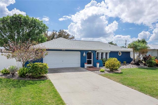 918 SE 28th TER, Cape Coral, FL 33904