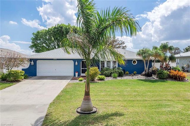 918 SE 28th TER, Cape Coral, FL 33904