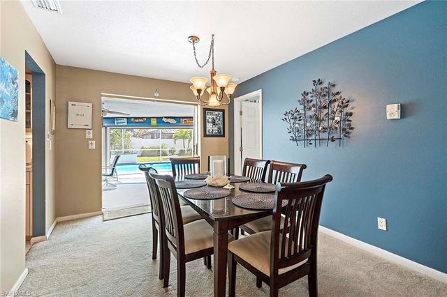 918 SE 28th TER, Cape Coral, FL 33904