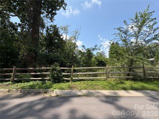50 Alclare Court, Asheville, NC 28804
