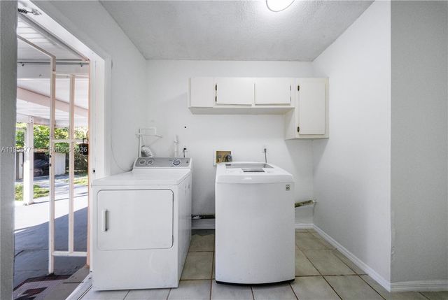 20120 SW 112th Ct A, Miami, FL 33189