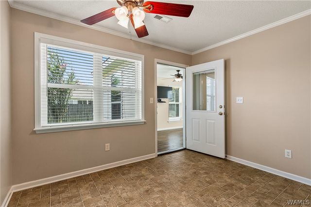 2011 Lenox, Tuscaloosa, AL 35405