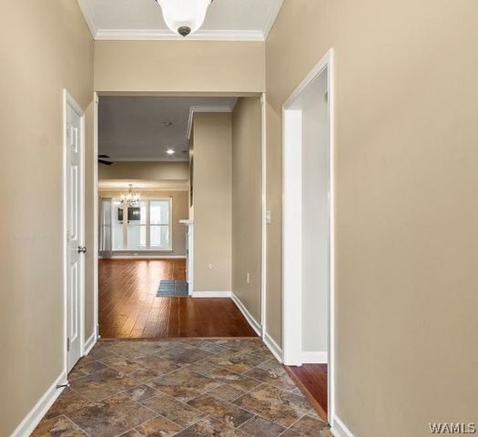 2011 Lenox, Tuscaloosa, AL 35405