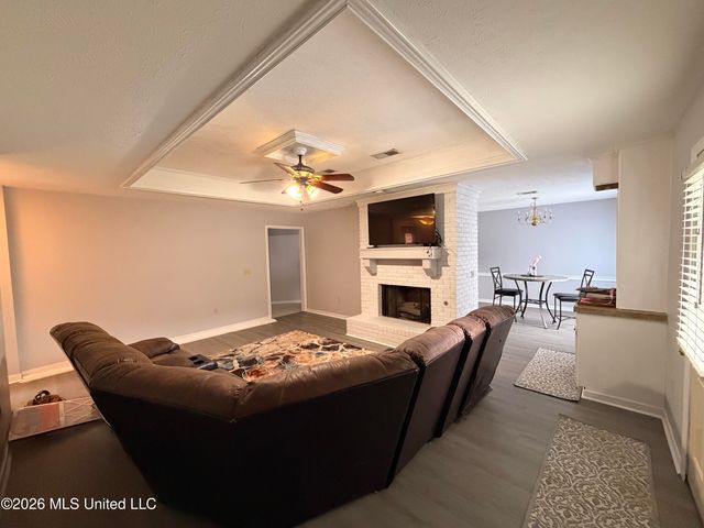 19 Ashland Avenue, Brandon, MS 39047