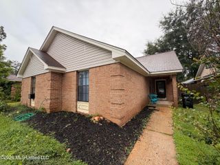 19 Ashland Avenue, Brandon, MS 39047