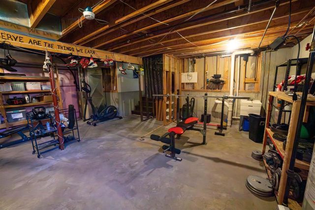 W7961 County Rd E, Oxford, WI 53952