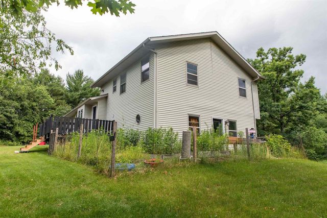 W7961 County Rd E, Oxford, WI 53952