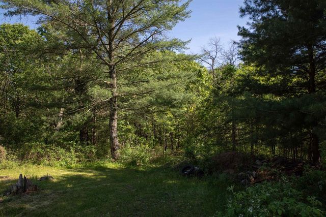 W7961 County Rd E, Oxford, WI 53952