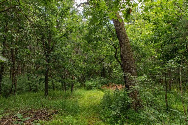 W7961 County Rd E, Oxford, WI 53952