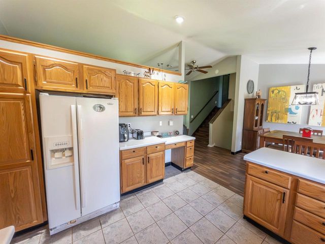 W7961 County Rd E, Oxford, WI 53952