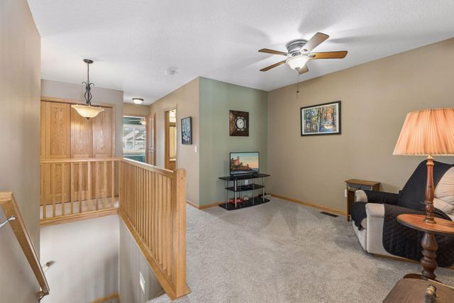 19490 Prairieview Drive, Rogers, MN 55374