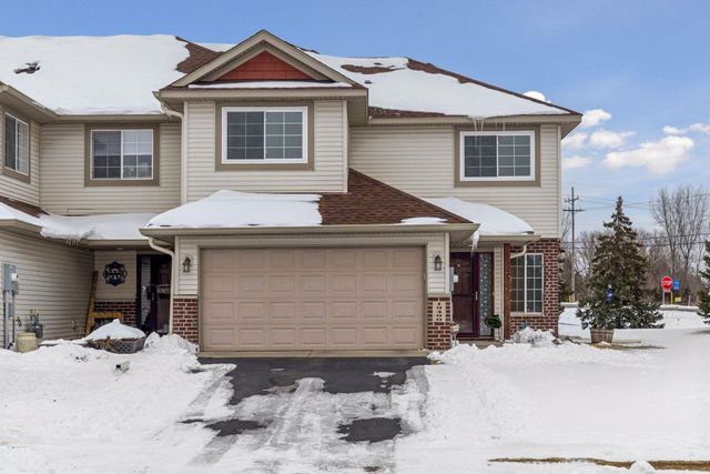 19490 Prairieview Drive, Rogers, MN 55374