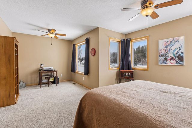 19490 Prairieview Drive, Rogers, MN 55374