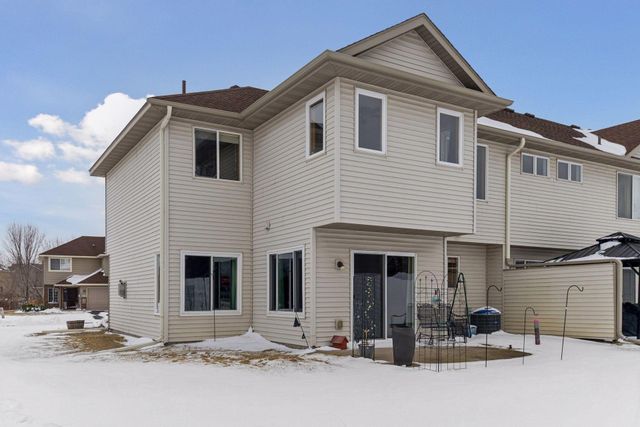 19490 Prairieview Drive, Rogers, MN 55374