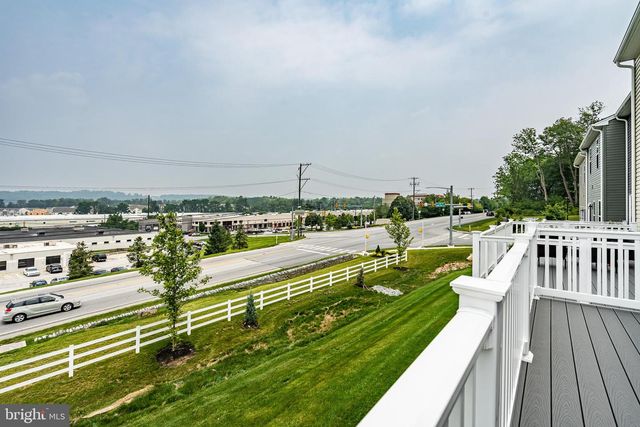 208 CHASE DR, Downingtown, PA 19335
