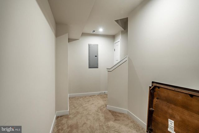 208 CHASE DR, Downingtown, PA 19335