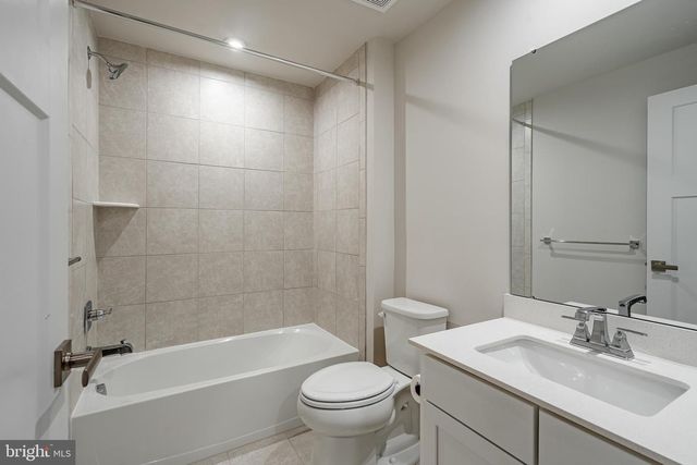 208 CHASE DR, Downingtown, PA 19335