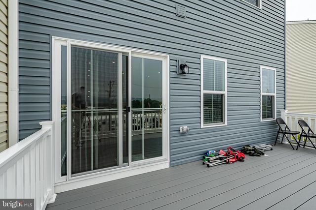 208 CHASE DR, Downingtown, PA 19335