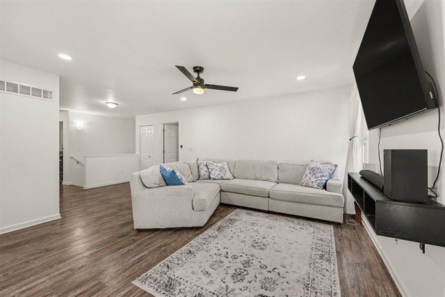 7381 E Brook Drive, Ypsilanti, MI 48197